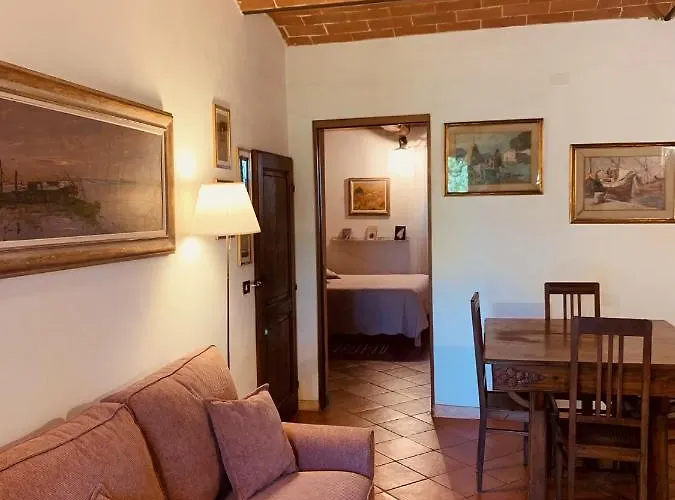 아파트 Podere Il Giurato 파우글리아