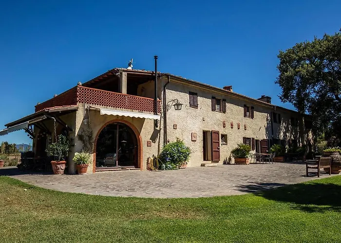 Podere Il Giurato 아파트 *