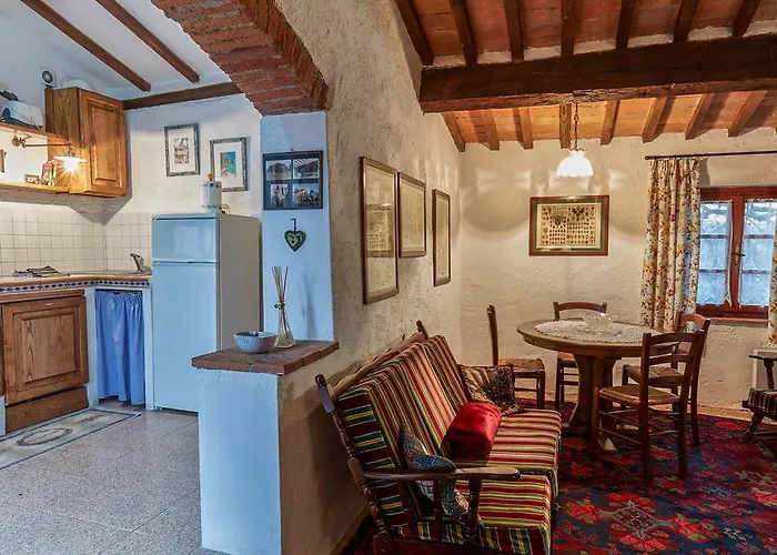 아파트 Podere Il Giurato 파우글리아